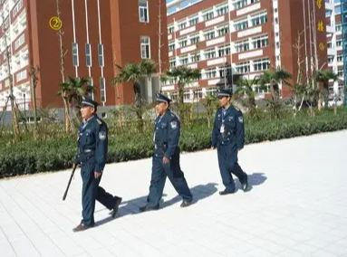 學(xué)校的保安服務(wù)有什么要求？ 文章鏈接： http://www.jswhba.com/news/530.html